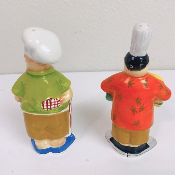 CIC Ceramic Tracy Flickinger’s Masters Of The Grill Salt and Pepper Shakers - Picture 2 of 4